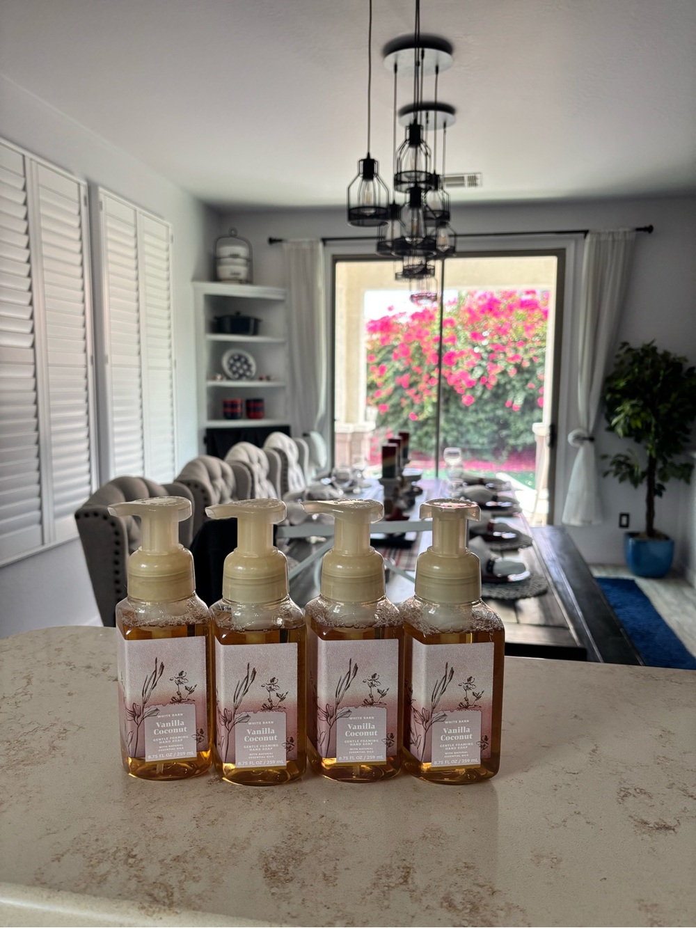 4 VANILLA COCONUT BATH & BODY WORKS GENTLE FOAMING HAND SOAP  WASH NIP